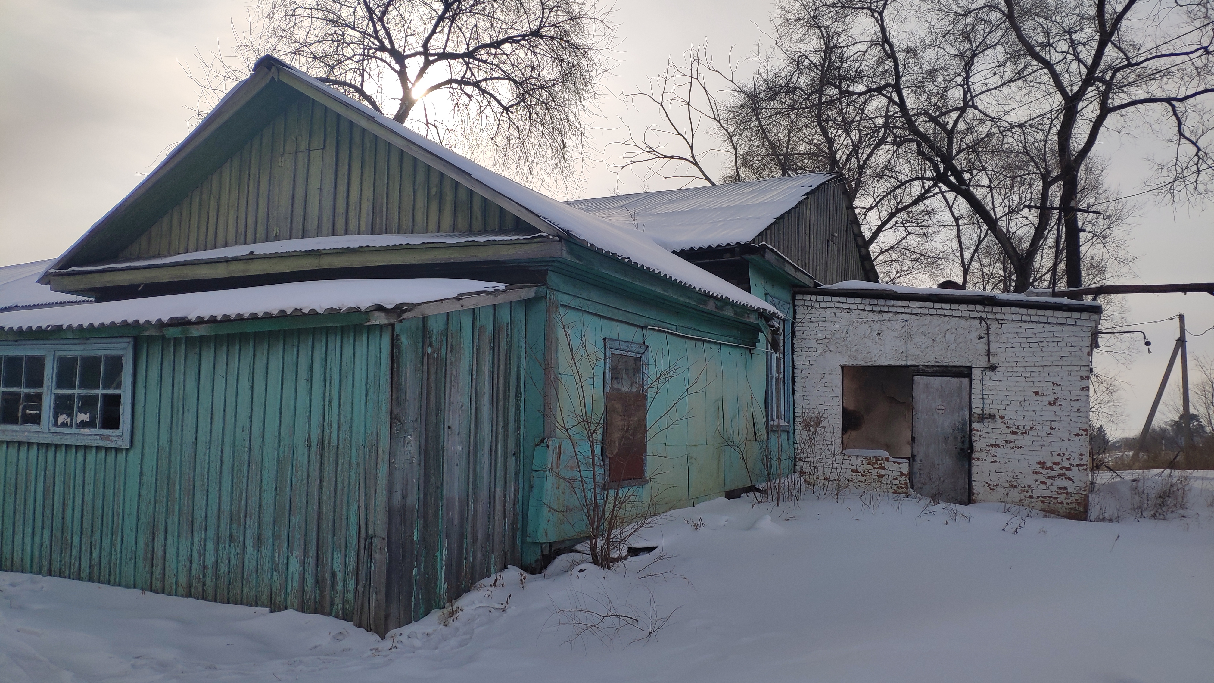 Помещение пл. 45.8 кв. м. Местоположение: Амурская область, Константиновский муниципальный район, сельское поселение Константиновский сельсовет, село Константиновка, ул Пионерская, здание 18, помещение 1