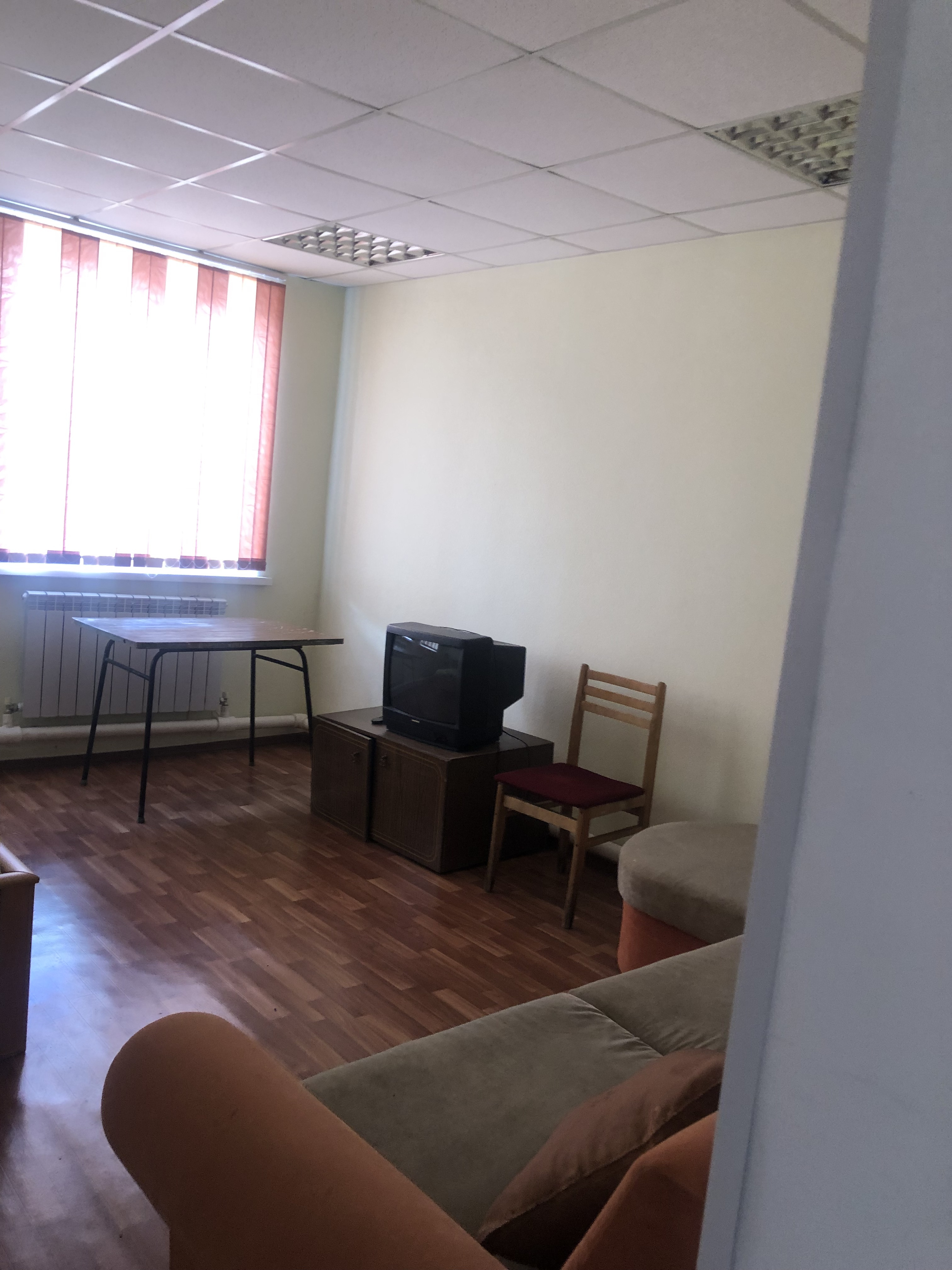 Комплекс имущества, расположенный: Оренбургская область, г Оренбург, пер Фабричный, д 23: 1. Здание, пл. 473.8 кв. м.; 2. Земельный участок, пл. 503 +/- 8 кв. м.