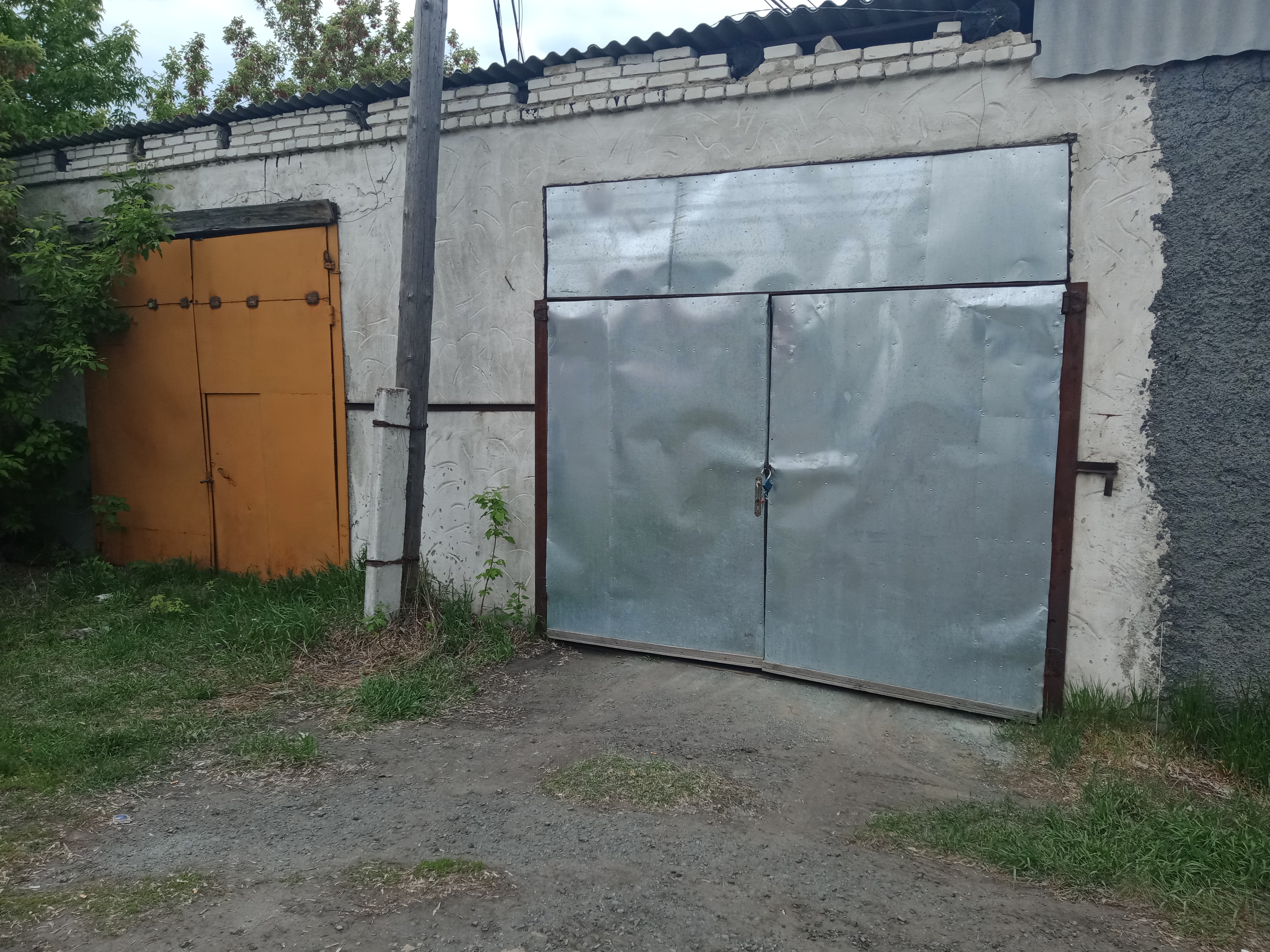 Помещение (Помещения в нежилом здании гаража) Пл. 142 кв. м. Местоположение: Россия, Курганская обл., Частоозерский район, с. Частоозерье, ул. Ленина, 24