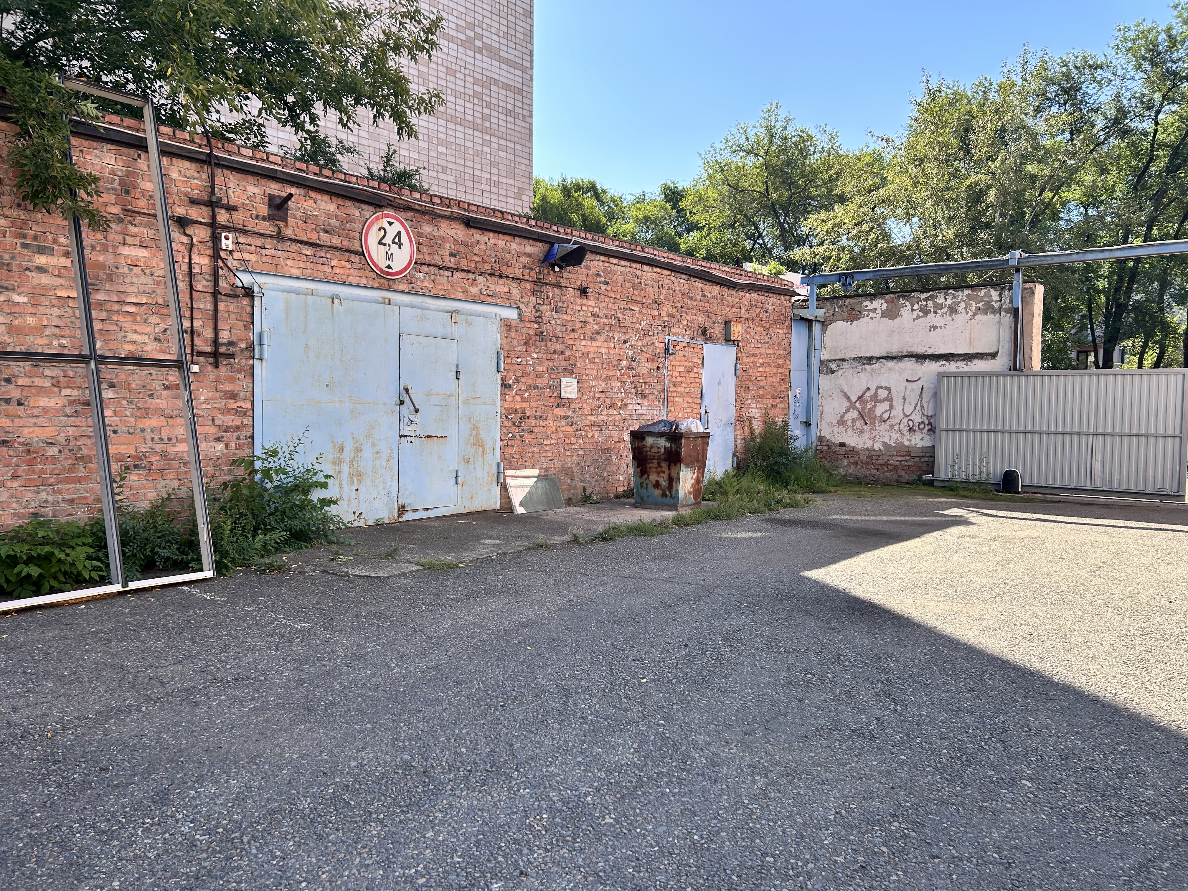 Склад без помещения 2Н в г Абакан, пр-кт Ленина, д 86А