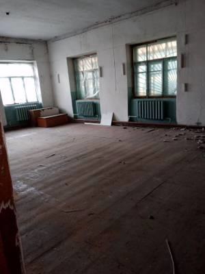 Помещение (Нежилое помещение) Пл. 184.2 кв. м. Местоположение: Тюменская область, Абатский район, с.Абатское, ул.Ленина, 39, помещение 2