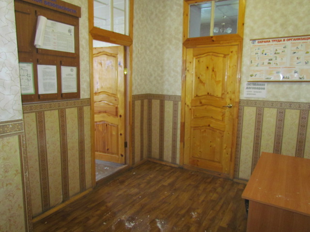 Административное здание общей площадью 110,6 кв.м. и Земельный участок площадью 875 кв. м. в г. Ардатов, Республика Мордовия