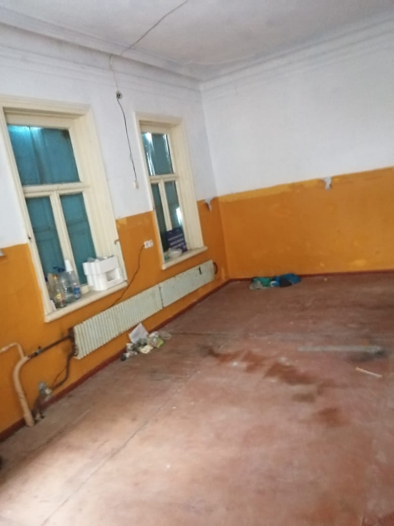 Нежилое помещение - отделение связи Пл. 48.8 кв. м. в Краснодарском крае, Лабинский район, ст.Вознесенская, ул. А. Кожанова, д. 18