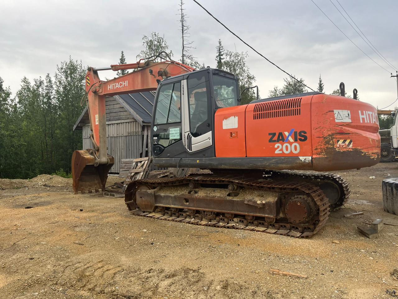 Экскаватор Hitachi ZX200-3, 2012 г.в.