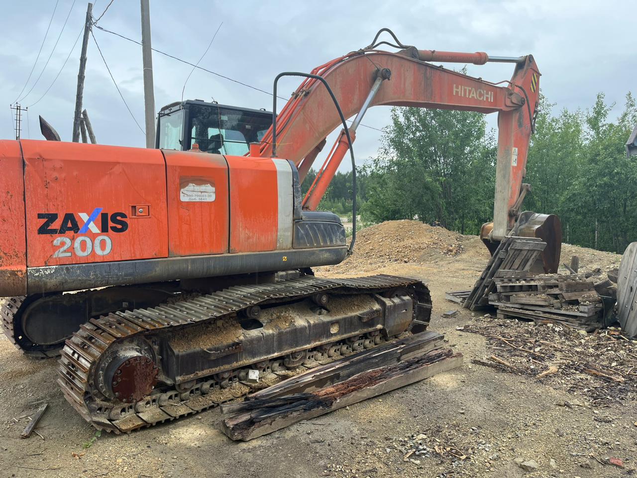 Экскаватор Hitachi ZX200-3, 2012 г.в.