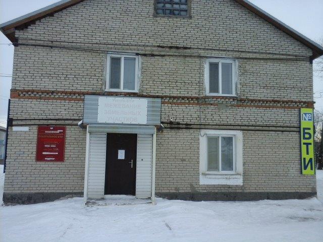 Нежилое помещение общей площадью 49,8 кв.м., кадастровый номер: 22:16:030409:531, расположенное на 1 этаже нежилого здания по адресу: Алтайский край, Калманский р-н, с. Калманка, ул. Октябрьская, д. 6, пом.6.