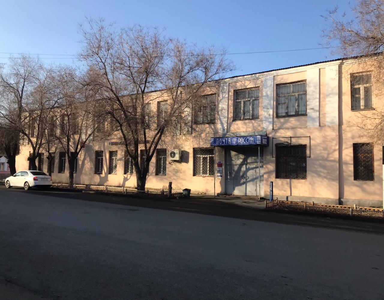Встроенное нежилое помещение № 4 Пл. 275.8 кв. м. Адрес: Оренбургская область, г Орск, ул К.Маркса/ул.Советская, д 2/74